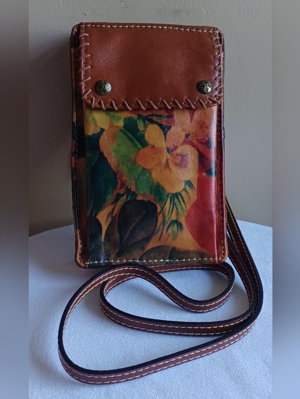 NWT- PATRICIA NASH Marinella Wrislet/crossbody Bag Multicolor Floral Design